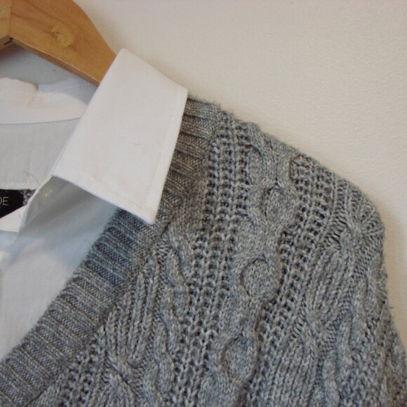 Rachel Zoe Gray Cable Knit Sweater White Collar Shirt V-neck Size Large XL - Picture 4 of 12